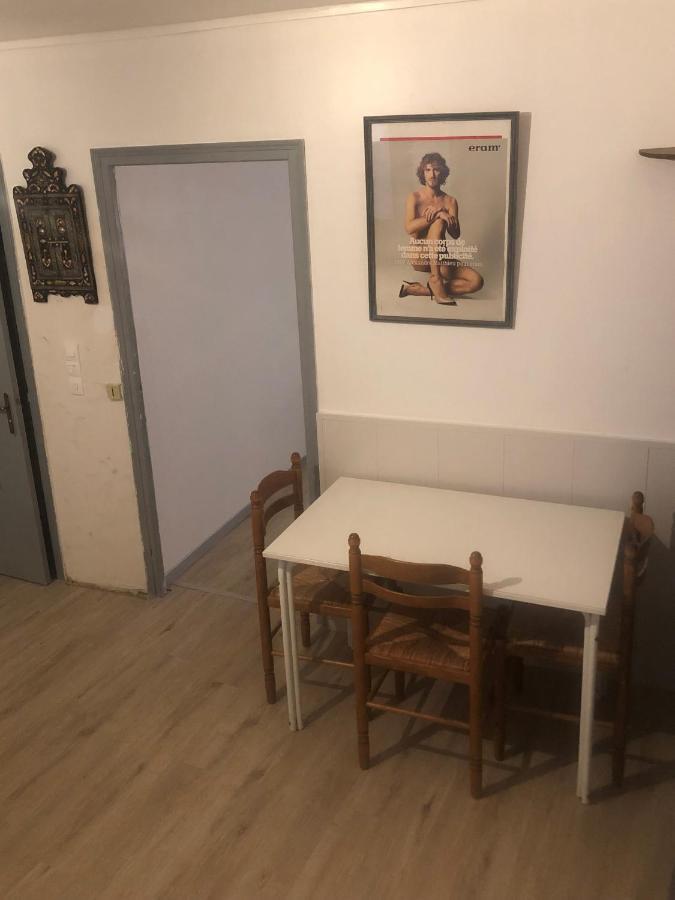 Le Gambetta Apartment Poussan Exterior photo